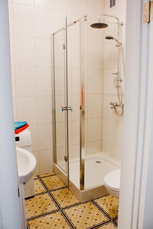 Vladimirskie Apartamenty In Center Of Brest Exterior foto